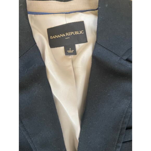 Women’s Banana Republic Navy Blue Wool Blend Blazer w/Gold Buttons (2) - Picture 4 of 5